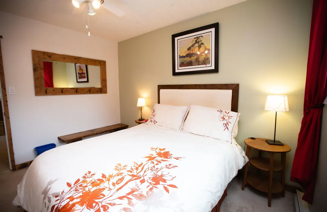 Alpenrose Revelstoke Bed & Breakfast-1